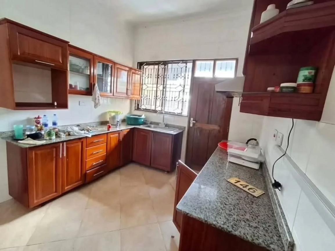 media -7