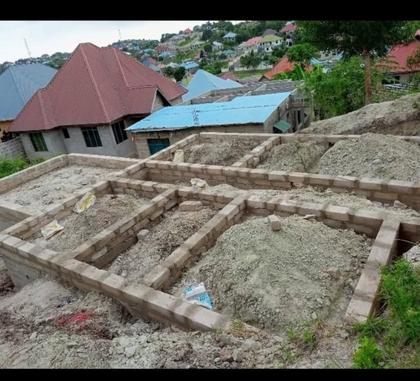 Nyumba ya vyumba vitatu inauzwa Mbezi Kwa Msuguri, Dar Es Salaam (192 sqm) Nyumba ya vyumba vitatu inauzwa Mbezi Kwa Msuguri, Dar Es Salaam (192 sqm)