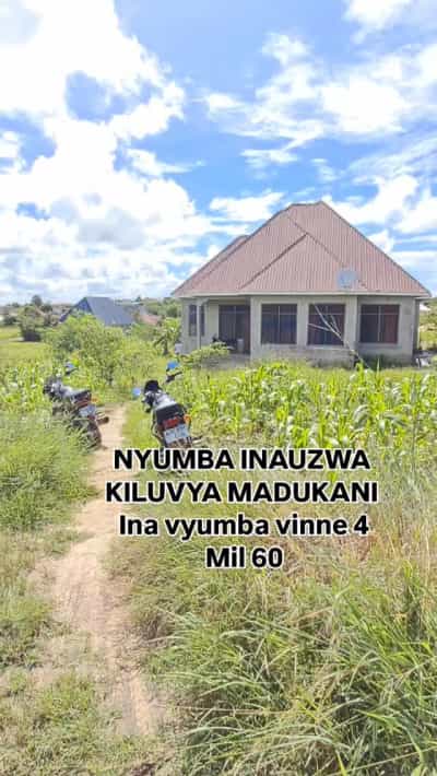 Nyumba ya vyumba vinne inauzwa Kiluvya Madukani, Dar Es Salaam (800 sqm) Nyumba ya vyumba vinne inauzwa Kiluvya Madukani, Dar Es Salaam (800 sqm)