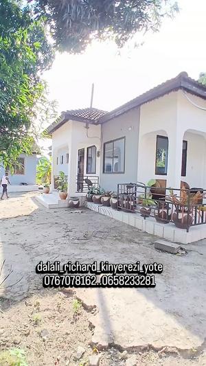 Nyumba ya vyumba vitatu inauzwa Pugu Mndanani, Dar Es Salaam Nyumba ya vyumba vitatu inauzwa Pugu Mndanani, Dar Es Salaam
