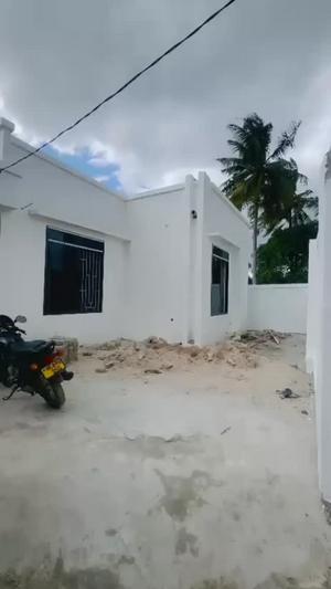 Nyumba ya vyumba vitatu inapangishwa Kisiwani, Dar Es Salaam Nyumba ya vyumba vitatu inapangishwa Kisiwani, Dar Es Salaam