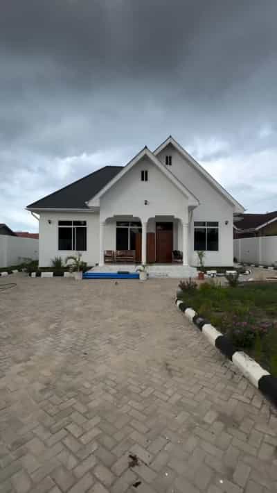 3 Bedrooms House for Rent in Tegeta Namanga, Dar Es Salaam