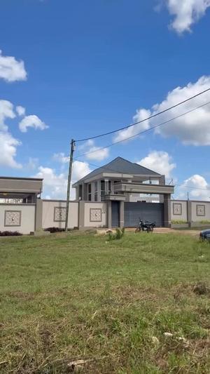 Kiwanja kinauzwa Madale, Dar Es Salaam sqm 700