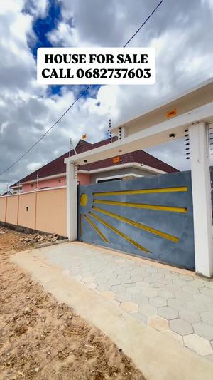 Nyumba ya vyumba vitatu inauzwa Nkuhungu Mnada Mpya, Dodoma