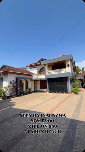 4 Bedrooms House for Sale in Mbezi Beach, Dar Es Salaam (900 sqm)