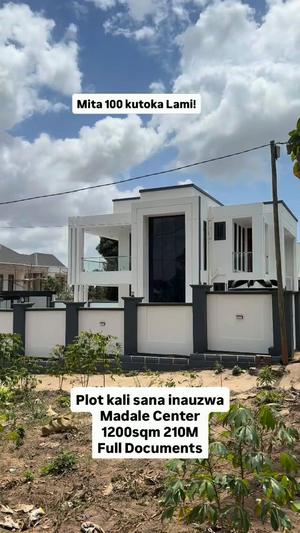 Kiwanja kinauzwa Madale Center, Dar Es Salaam (1200 sqm) Kiwanja kinauzwa Madale Center, Dar Es Salaam (1200 sqm)