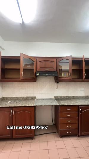 Apartment (Furnished) ya vyumba vitatu inapangishwa Upanga, Dar Es Salaam