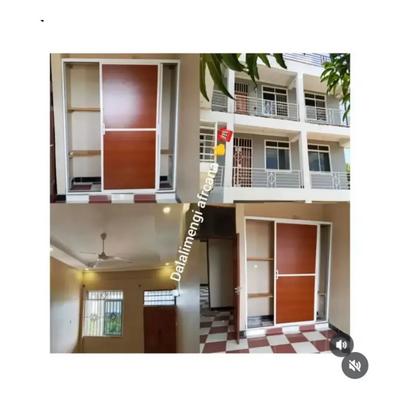Nyumba ya vyumba viwili inapangishwa Njia ya Sala Sala, Dar Es Salaam Nyumba ya vyumba viwili inapangishwa Njia ya Sala Sala, Dar Es Salaam