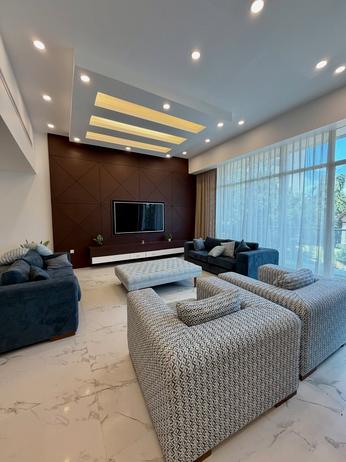 Apartment (Furnished) ya vyumba vinne inauzwa Masaki, Dar Es Salaam (410 sqm)