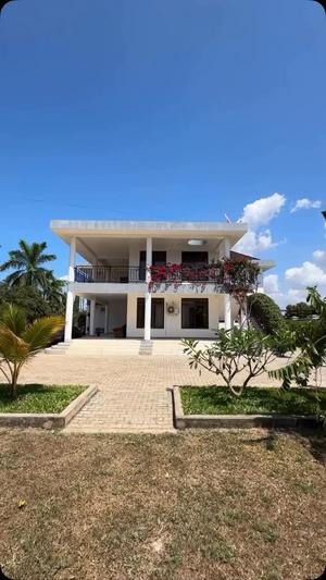 Apartment ya vyumba vitatu inapangishwa Bahari Beach, Dar Es Salaam