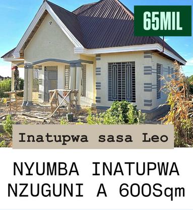 Nyumba ya vyumba vitatu inauzwa Nzuguni A, Dodoma (600 sqm)