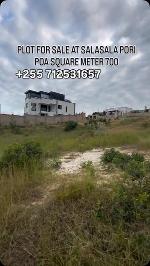 Kiwanja kinauzwa Salasala Pori Poa, Dar Es Salaam sqm 700 Kiwanja kinauzwa Salasala Pori Poa, Dar Es Salaam sqm 700