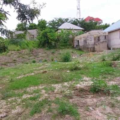 Residential Plot for Sale in Kamara Temboni, Dar Es Salaam (400 sqm)