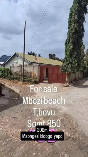Nyumba ya vyumba vitatu inauzwa Mbezi Beach Tanki Bovu, Dar Es Salaam (850 sqm)