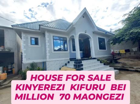 Nyumba ya vyumba vitatu inauzwa Kinyerezi Kifuru, Dar Es Salaam (400 sqm) Nyumba ya vyumba vitatu inauzwa Kinyerezi Kifuru, Dar Es Salaam (400 sqm)