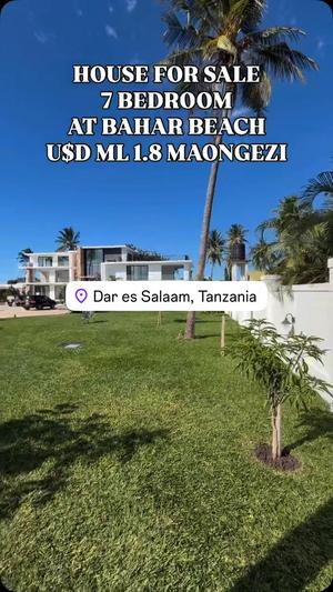 Villa ya vyumba 7 inauzwa Bahari Beach, Dar Es Salaam (4500 sqm) Villa ya vyumba 7 inauzwa Bahari Beach, Dar Es Salaam (4500 sqm)