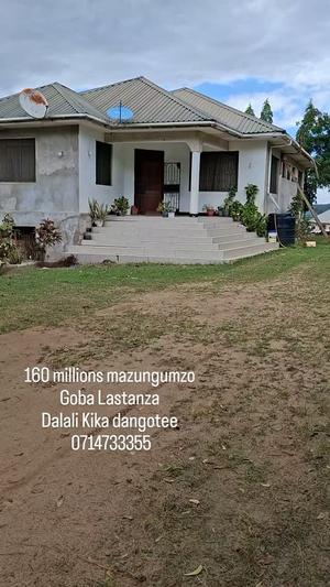 Nyumba ya vyumba vitatu inauzwa Goba Lastanza, Dar Es Salaam (900 sqm) Nyumba ya vyumba vitatu inauzwa Goba Lastanza, Dar Es Salaam (900 sqm)
