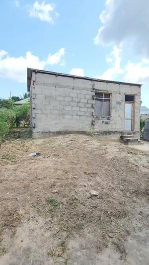 Kiwanja kinauzwa Kinyerezi Kibaga B, Dar Es Salaam sqm 500