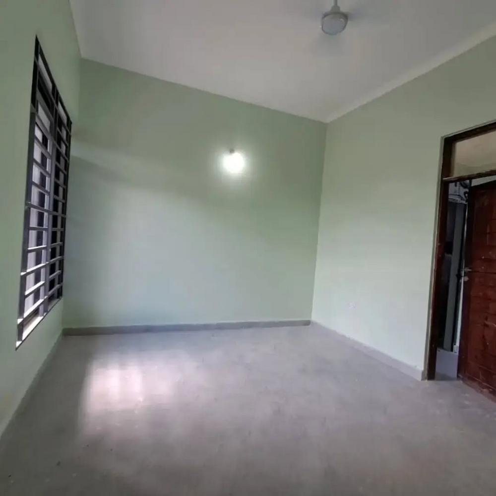 media -4 media -4