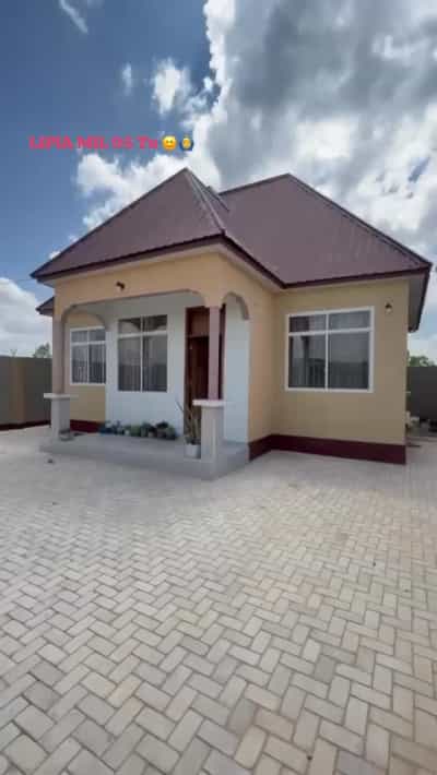 3 Bedrooms House for Sale in Ilazo, Dodoma (1031 sqm)
