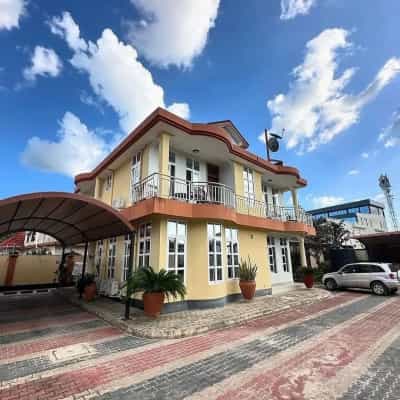 Apartment (Furnished) ya vyumba vinne inapangishwa Mbezi Beach Chini, Dar Es Salaam