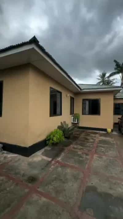 Apartment inapangishwa Mbezi Beach Africana, Dar Es Salaam