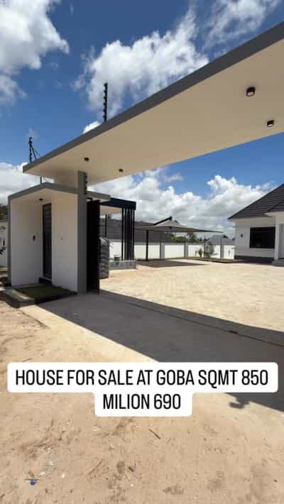 Nyumba ya vyumba vitano inauzwa Goba Lastanza, Dar Es Salaam (850 sqm)
