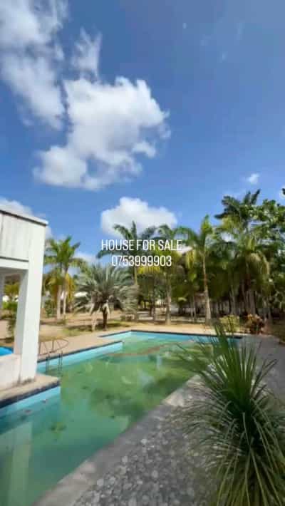 Kiwanja kinauzwa Madale, Dar Es Salaam (7000 sqm)