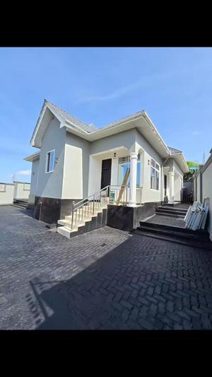 Nyumba ya vyumba vinne inauzwa Madale Kontena, Dar Es Salaam (500 sqm) Nyumba ya vyumba vinne inauzwa Madale Kontena, Dar Es Salaam (500 sqm)