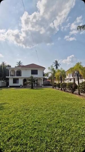 Nyumba ya vyumba vinne inapangishwa Kawe Beach, Dar Es Salaam