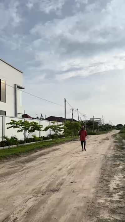 Kiwanja kinauzwa Mbweni, Dar Es Salaam