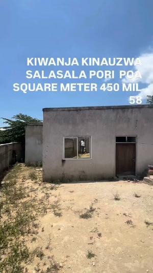 Kiwanja kinauzwa Salasala, Dar Es Salaam (450 sqm) Kiwanja kinauzwa Salasala, Dar Es Salaam (450 sqm)
