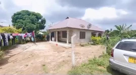 Nyumba ya vyumba vitatu inauzwa Mapinga Baobab, Pwani