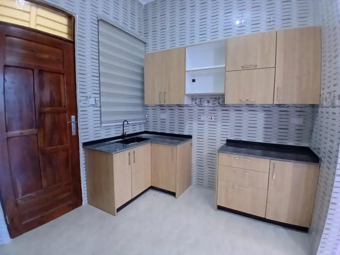 media -7