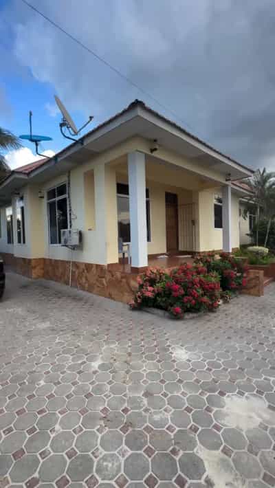 3 Bedrooms Apartment for Rent in Bahari Beach, Dar Es Salaam