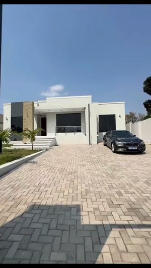 Nyumba ya vyumba vitatu inauzwa Goba Lastanza, Dar Es Salaam (600 sqm)