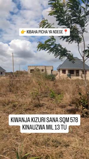 Kiwanja kinauzwa Kibaha Picha Ya Ndege - Lulanzi, Pwani (578 sqm) Kiwanja kinauzwa Kibaha Picha Ya Ndege - Lulanzi, Pwani (578 sqm)