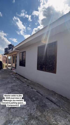 Nyumba ya chumba kimoja inapangishwa Makongo Juu, Dar Es Salaam Nyumba ya chumba kimoja inapangishwa Makongo Juu, Dar Es Salaam