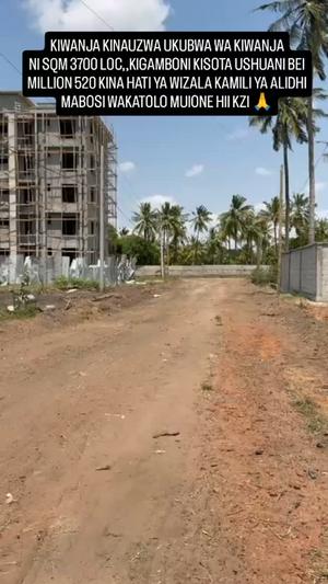 Kiwanja kinauzwa Kigamboni Kisota Ushuarini, Dar Es Salaam (3700 sqm) Kiwanja kinauzwa Kigamboni Kisota Ushuarini, Dar Es Salaam (3700 sqm)