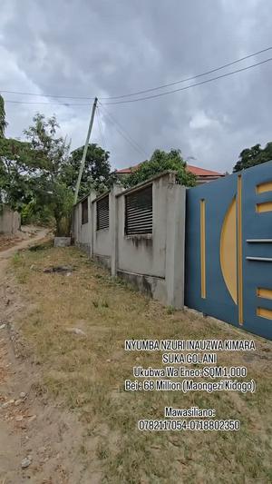 Nyumba ya vyumba vitatu inauzwa Kimara Suka Golani, Dar Es Salaam (1000 sqm) Nyumba ya vyumba vitatu inauzwa Kimara Suka Golani, Dar Es Salaam (1000 sqm)