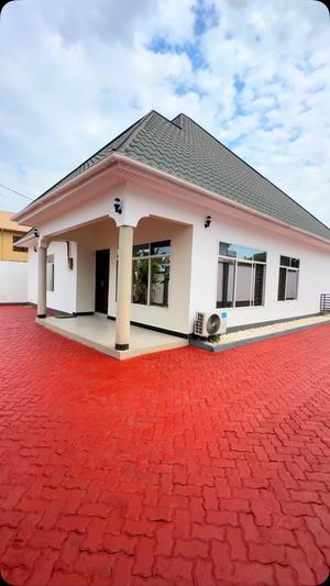Nyumba ya vyumba vitatu inapangishwa Tegeta Masaiti, Dar Es Salaam