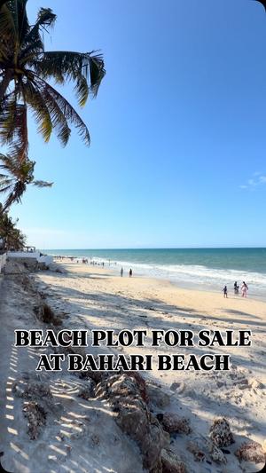 Beach Plot kinauzwa Bahari Beach, Dar Es Salaam (8000 sqm)