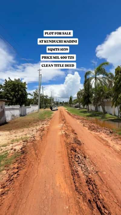 Plot for sale in Bahari Beach, Dar Es Salaam