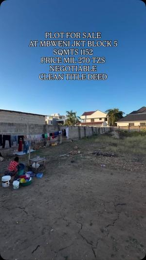 Kiwanja kinauzwa Mbweni JKT Block, Dar Es Salaam (1152 sqm)