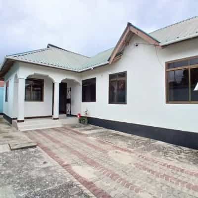 3 Bedrooms Apartment for Rent in Tabata Kinyerezi Kibaga Zabika, Dar Es Salaam