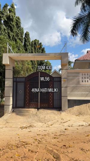 Kiwanja (Residential/Commercial) kinauzwa Madale Shule, Dar Es Salaam (430 sqm)