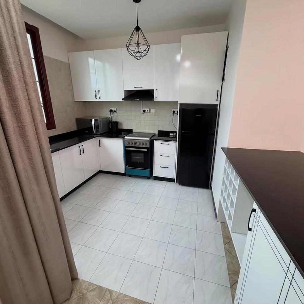 media -8