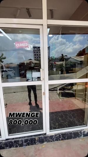 Frame ya Biashara inapangishwa Mwenge, Dar Es Salaam Frame ya Biashara inapangishwa Mwenge, Dar Es Salaam