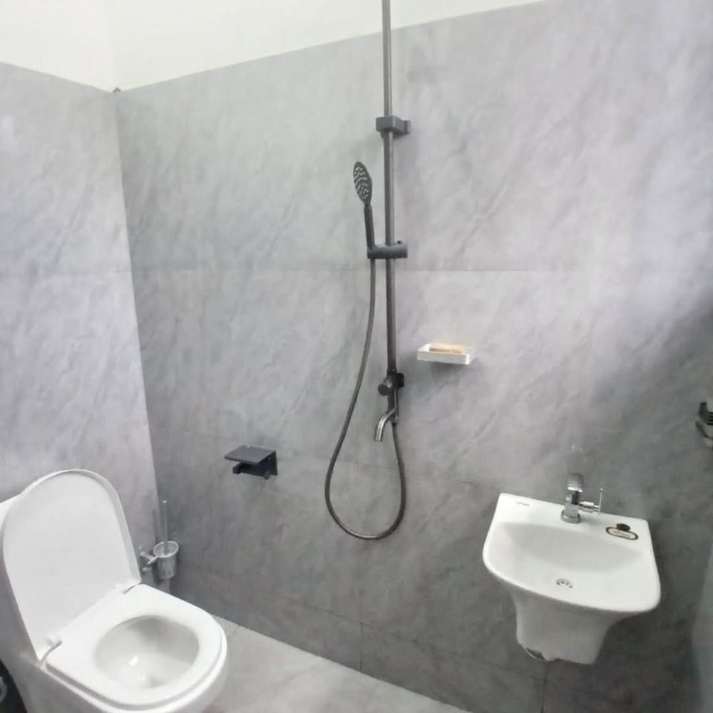 media -8 media -8