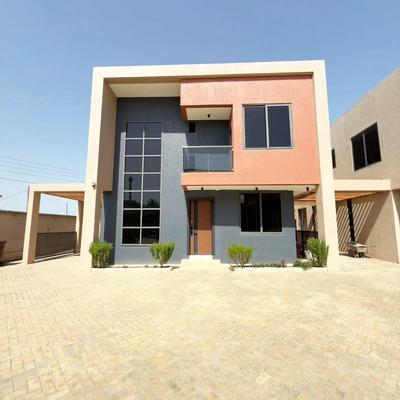 4 Bedrooms House for Sale in East Airport 4 Bedrooms House for Sale in East Airport